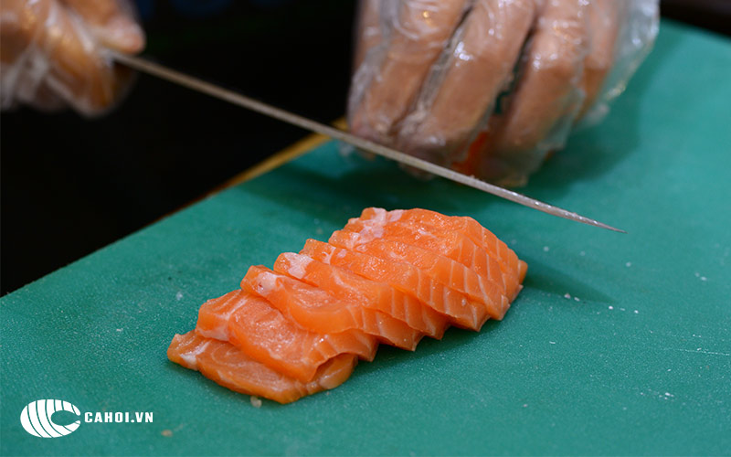 Cá hồi chứa Astaxanthin chống oxy hóa