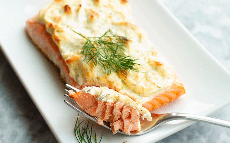 Cách làm cá hồi nướng phô mai Mozzarella