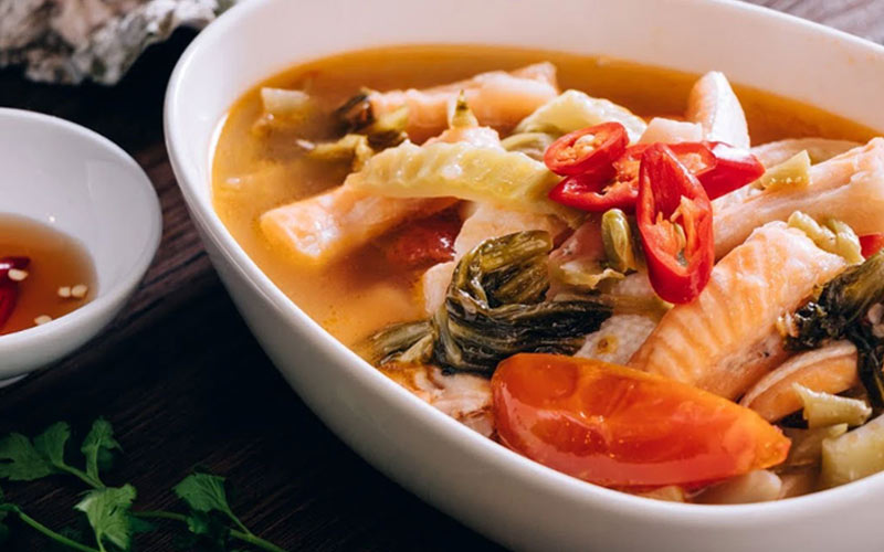 Cách nấu lườn cá hồi nấu canh măng chua Cách nấu lườn cá hồi nấu canh măng chua