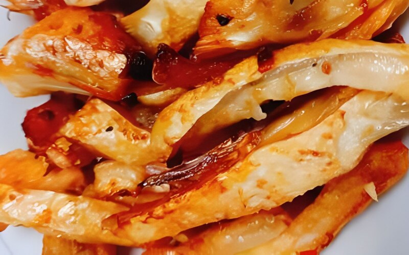 Hướng dẫn làm lườn cá hồi chiên sả ớt