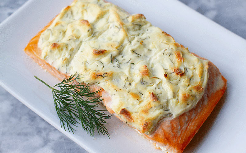 Cách làm cá hồi nướng phô mai bơ tỏi Cách làm cá hồi nướng phô mai bơ tỏi