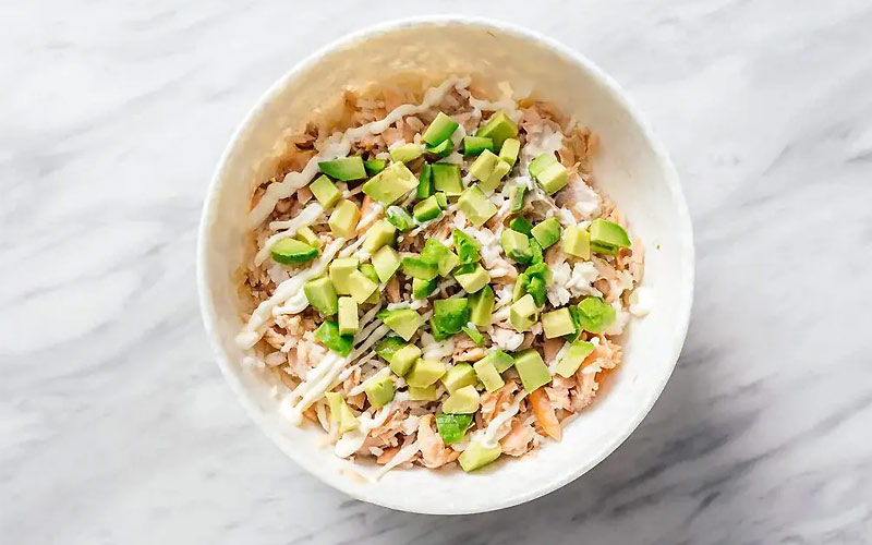 Cách làm cơm cá hồi sốt mayonnaise