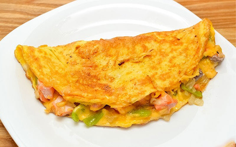 cá hồi chiên trứng