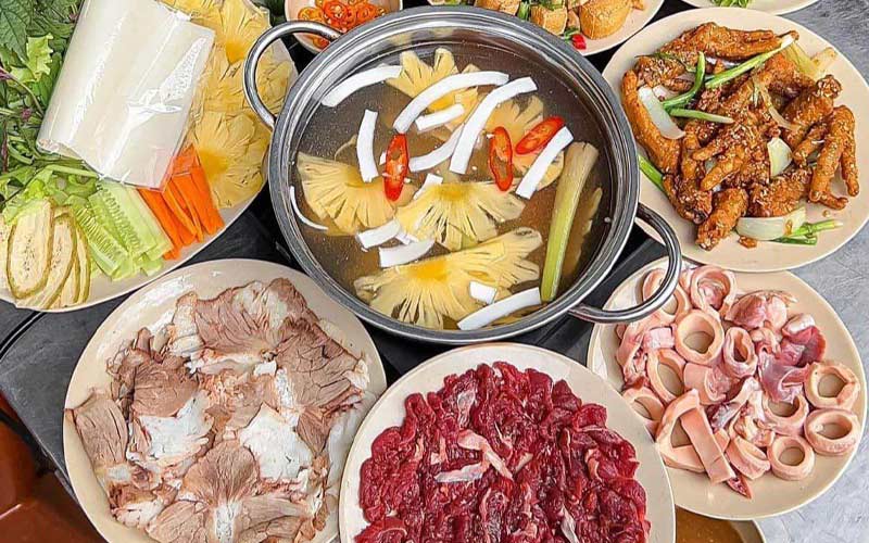 Lẩu bò nhúng dấm