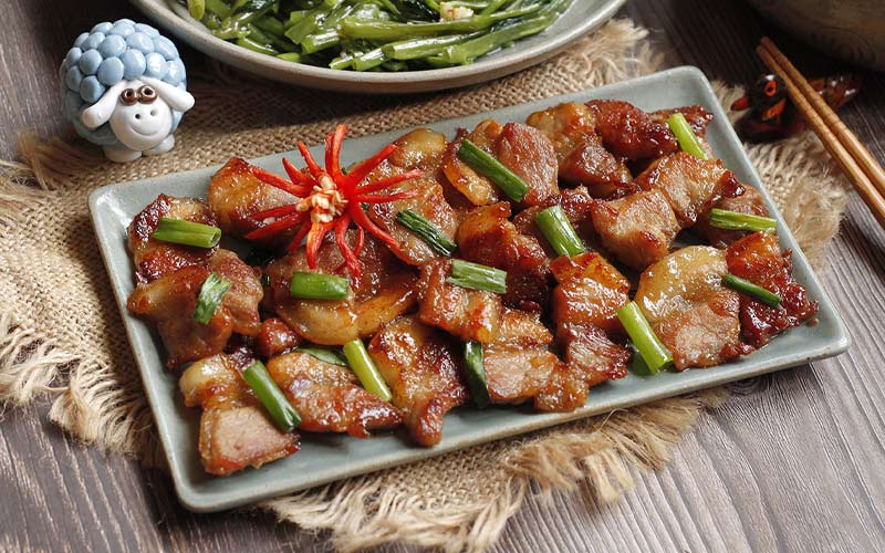 Thịt rang cháy cạnh